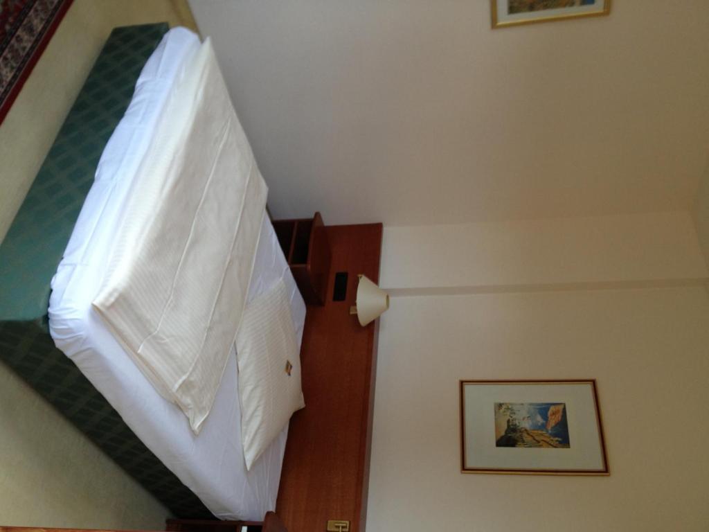 Hotel Bergedorfer Hoehe Hamburg Room photo